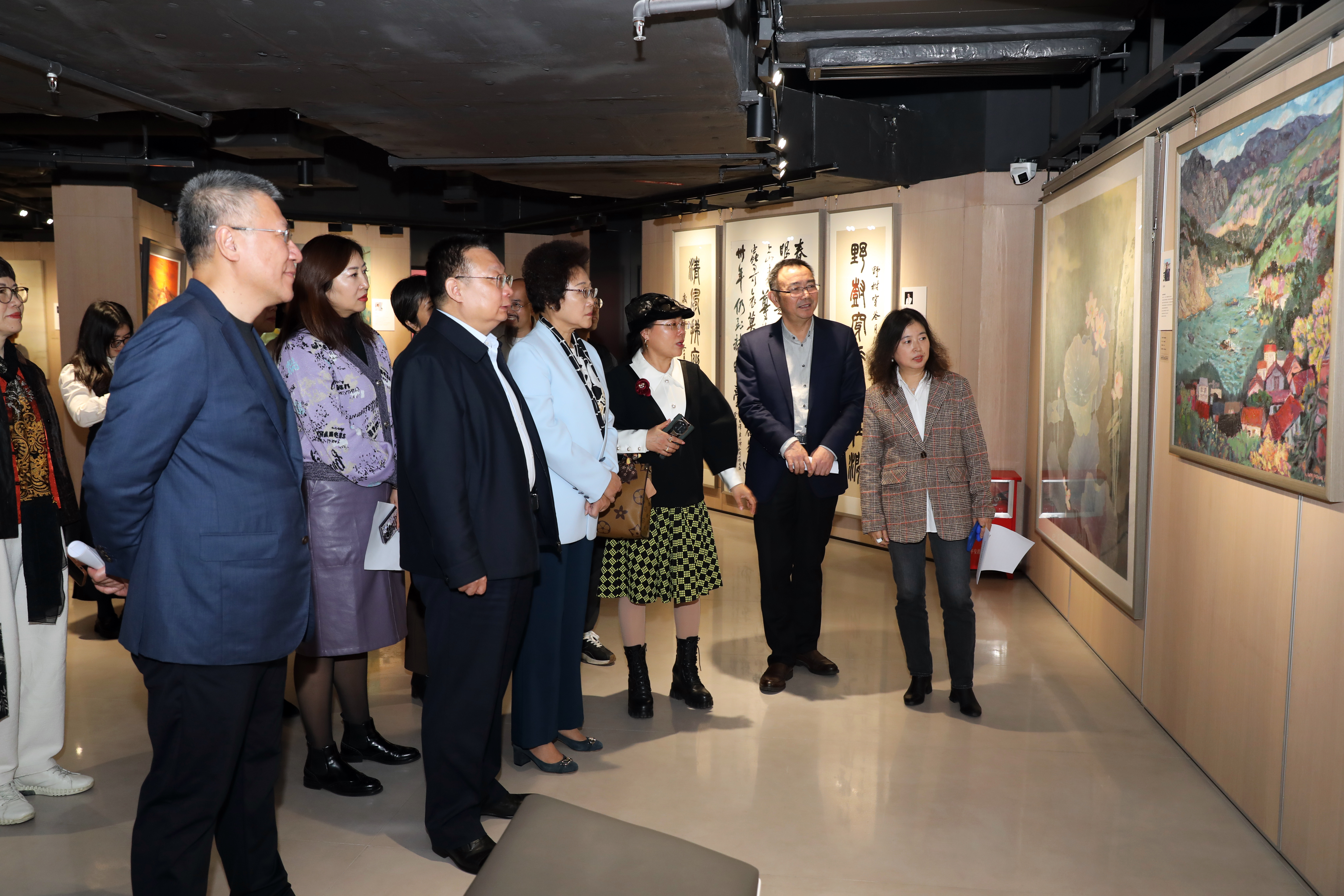 主题教育书画展暨书画院成立作品展4.jpg