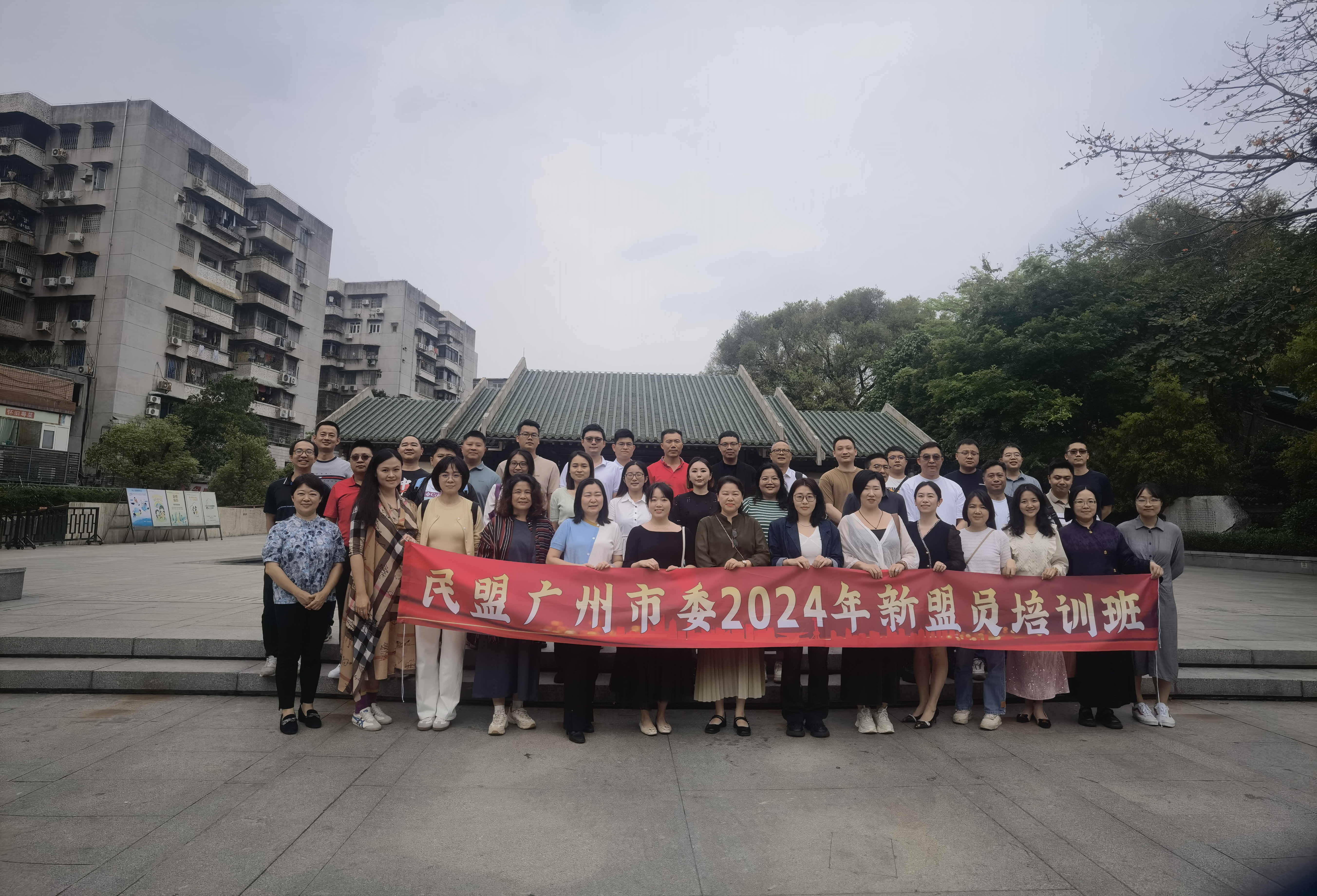 合影2.jpg