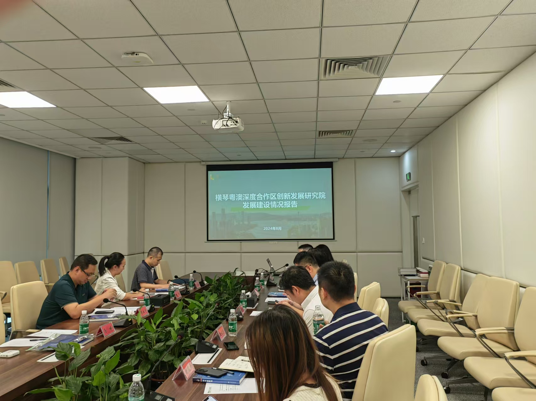 cdf994a2c3cc9c6d81fb1939ecbbaa1.jpg