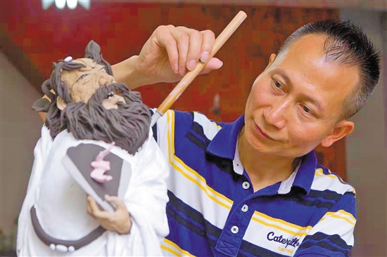 黄志伟3.jpg