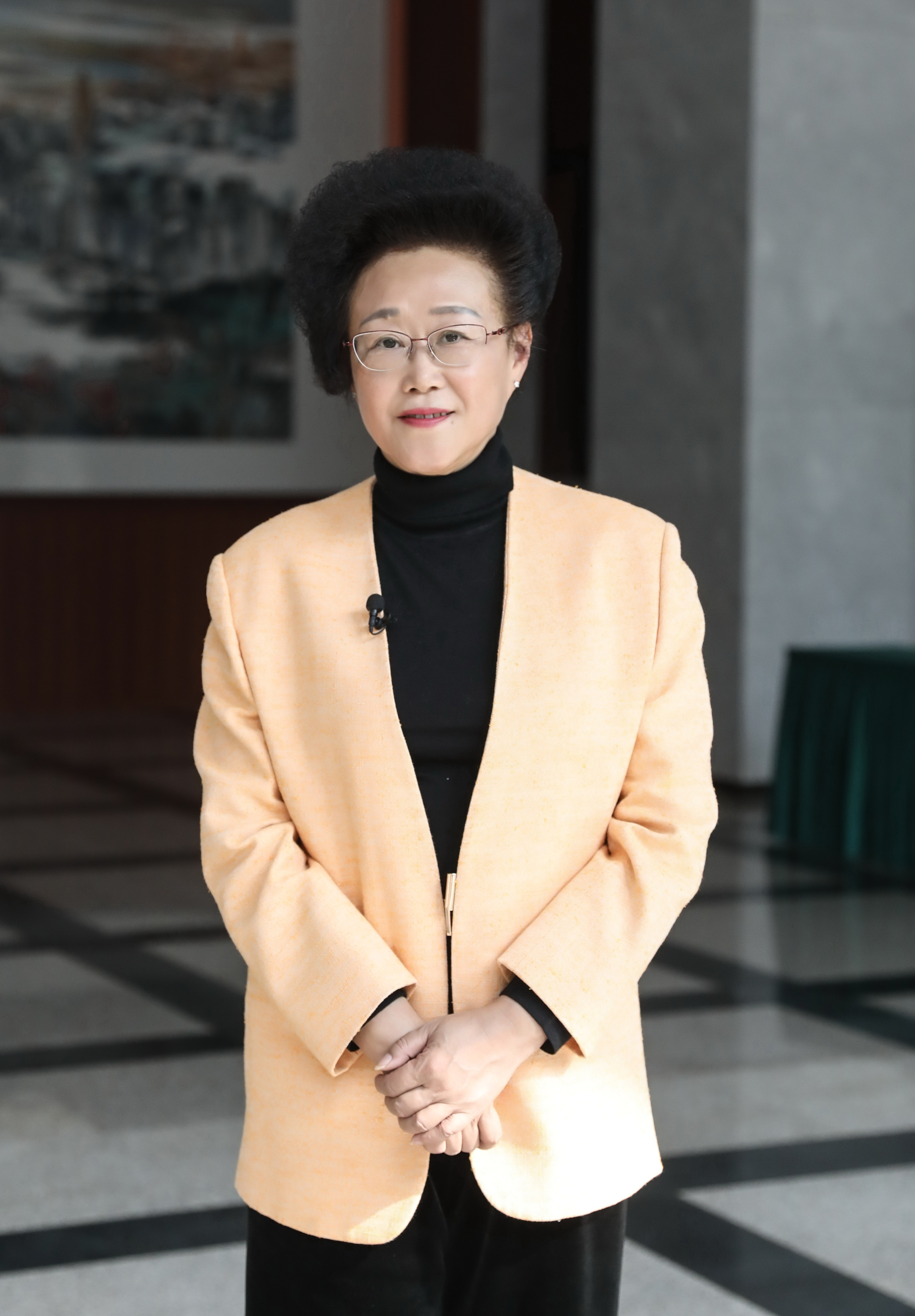 全国政协委员 吴以环.jpg
