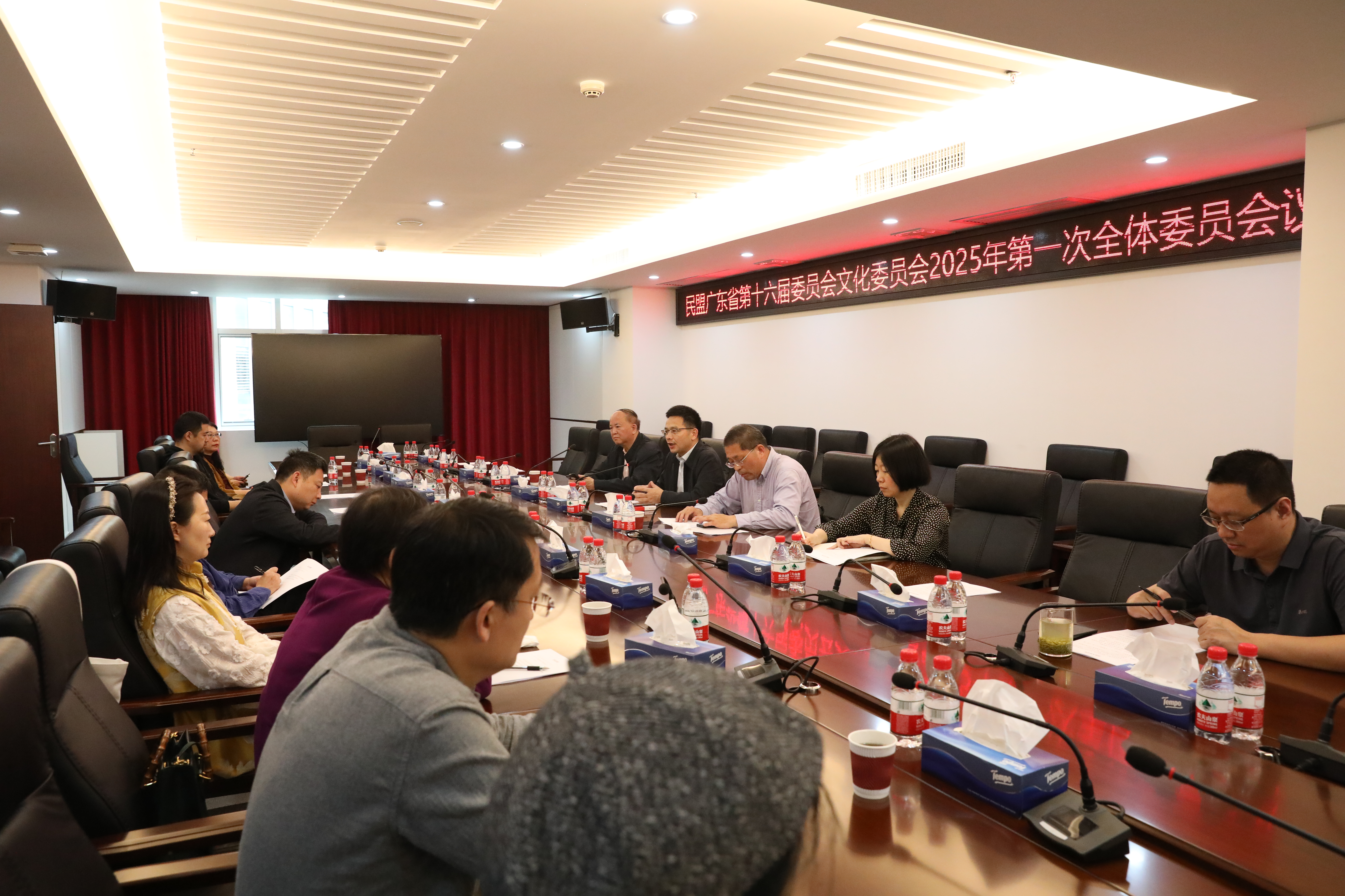 文委会场照片.jpg